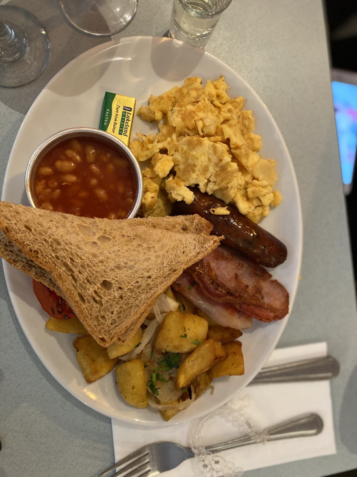 The Breakfast Club - Brunch Spot Review - Life With Bugo