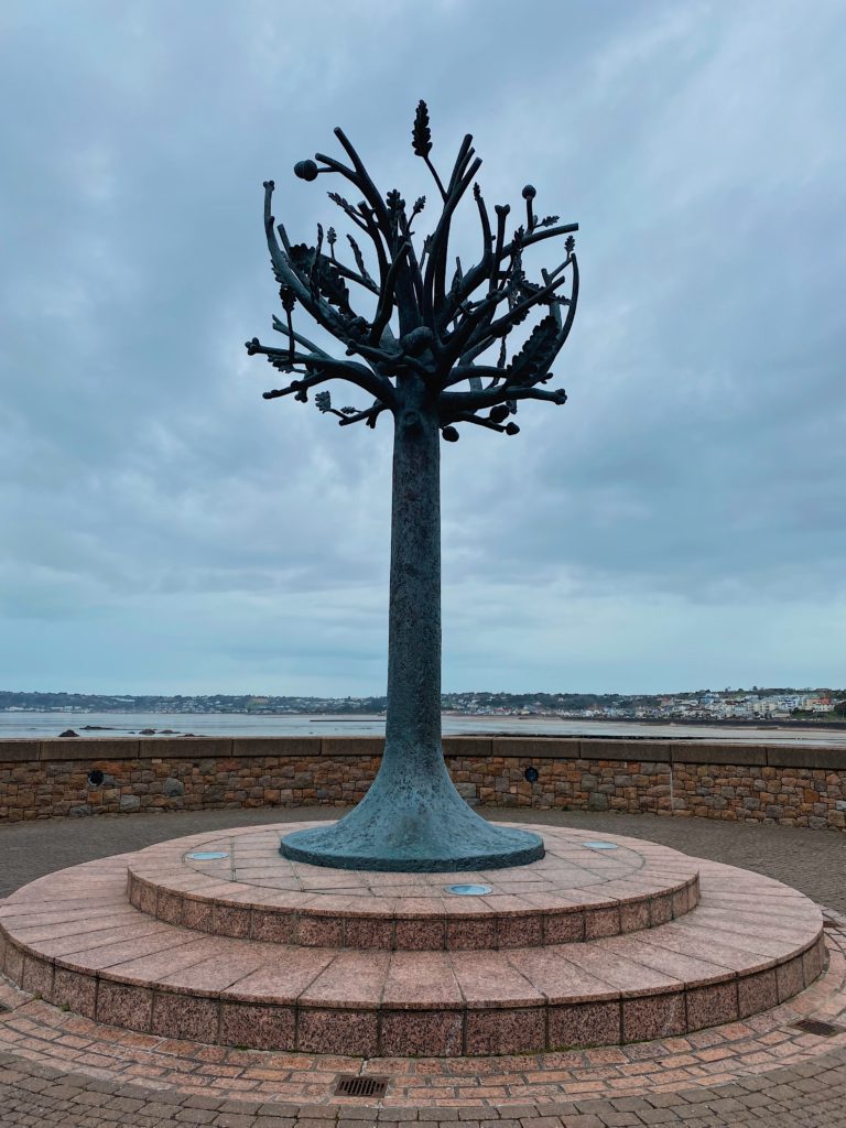 lifewithbugo - Freedom Tree, Jersey