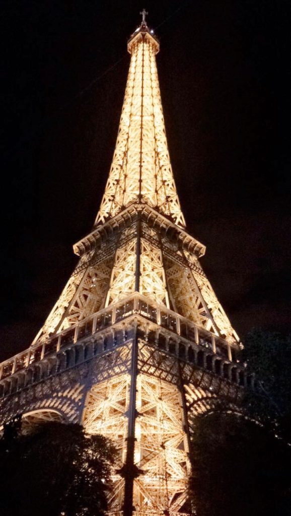 Le Tour Eiffel - lifewithbugo