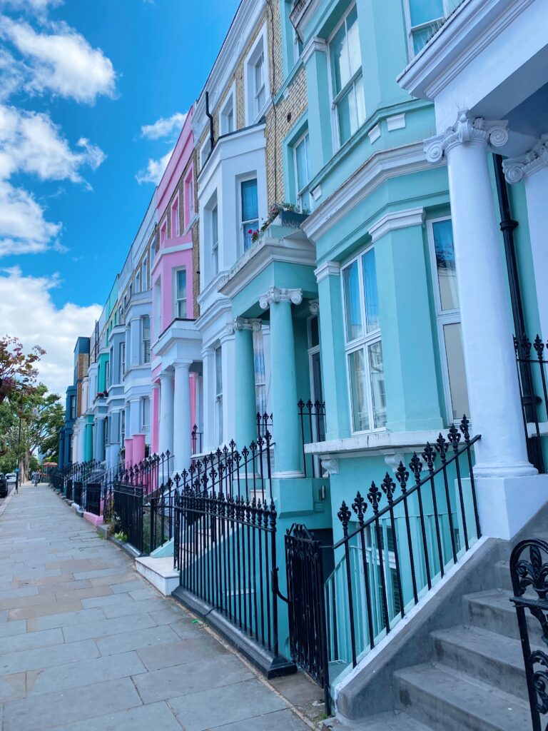 A Pictorial Walking Tour of London's Notting Hill - LifewithBugo