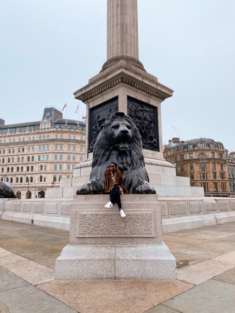 Iconic Photos you have to take in London - trafalgar square - lifewithbugo