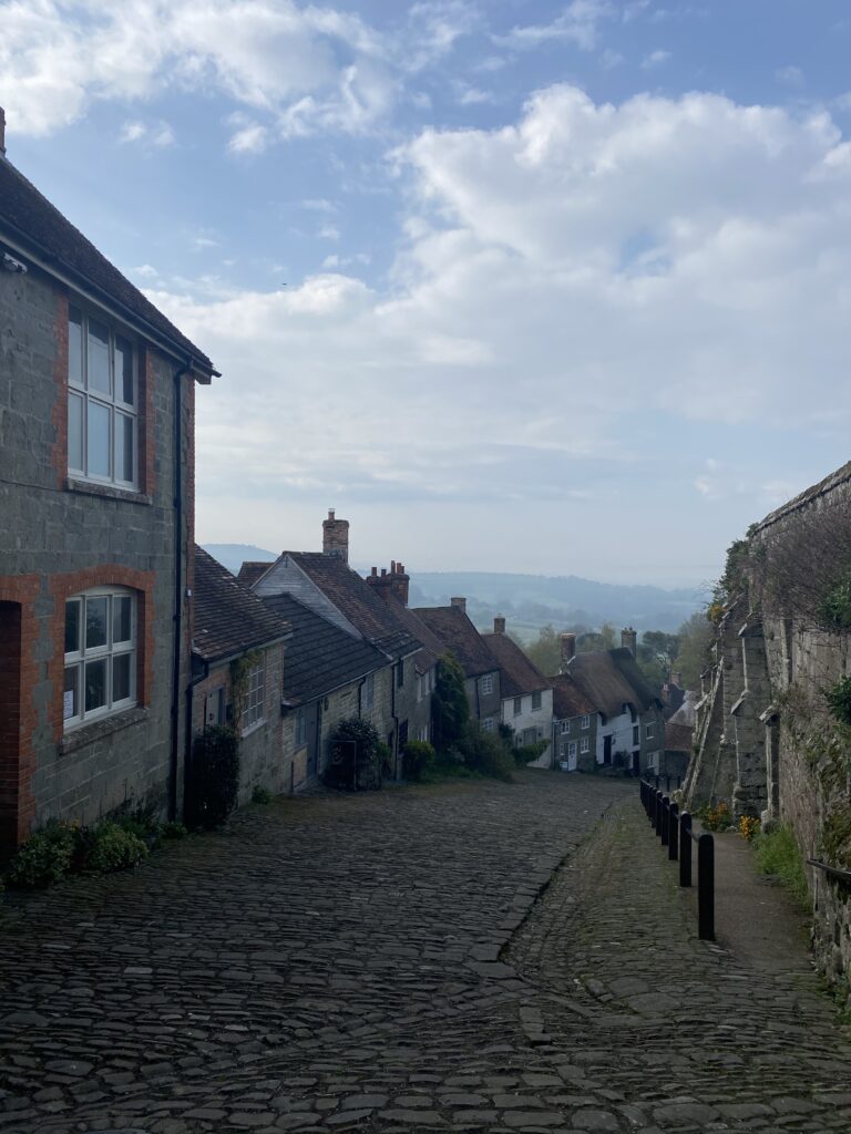 Gold Hill, Shaftesbury - lifewithbugo