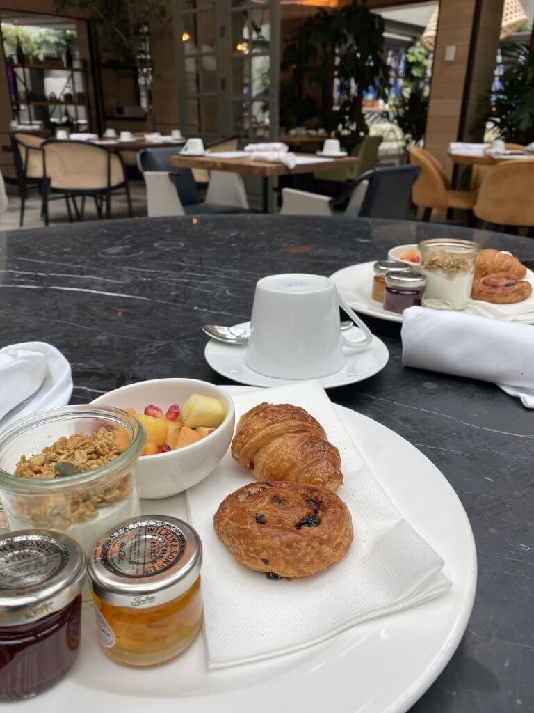 Breakfast at Kimpton Fitzroy - lifewithbugo