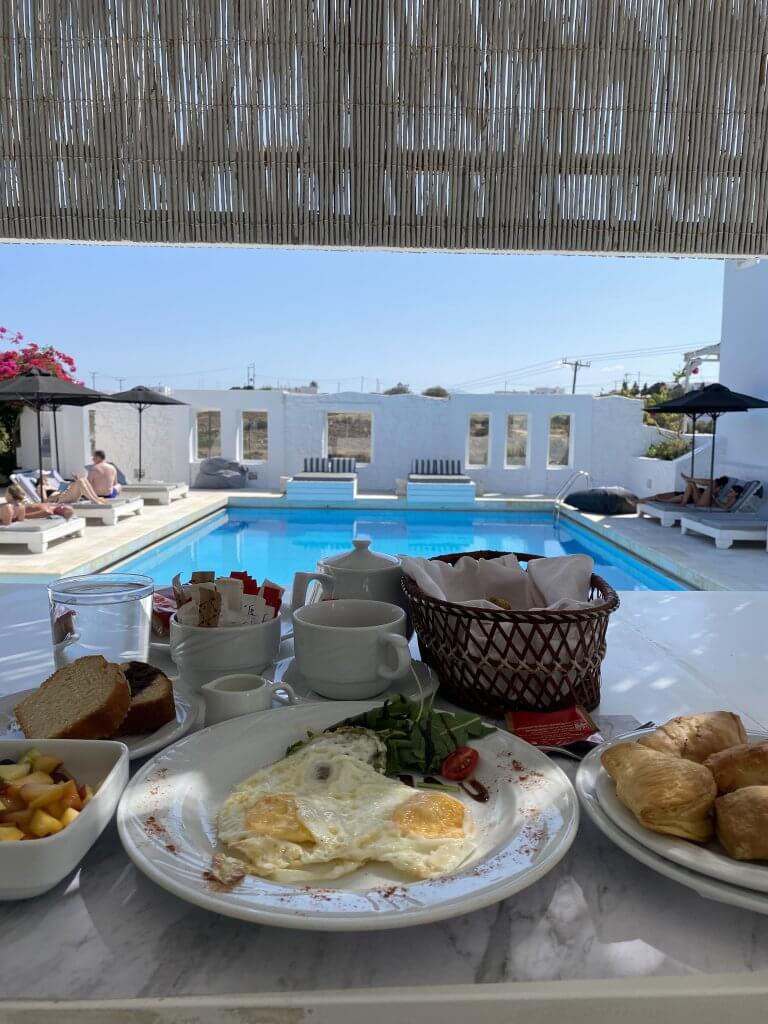 breakfast at Mr and Mrs White Paros - lifewithbugo