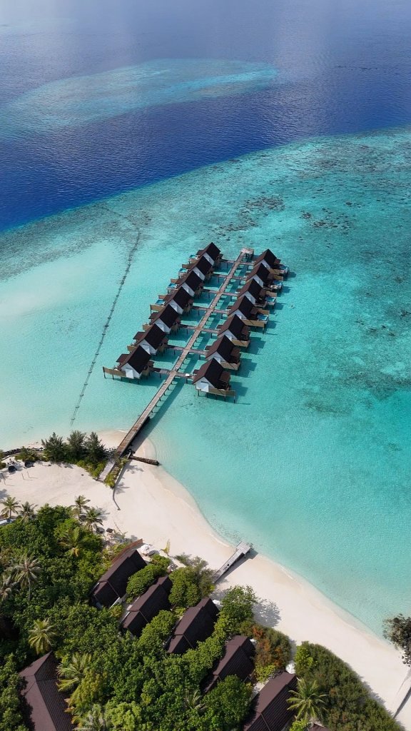 Where to stay in the Maldives: Fushifaru Maldives - lifewithbugo.com