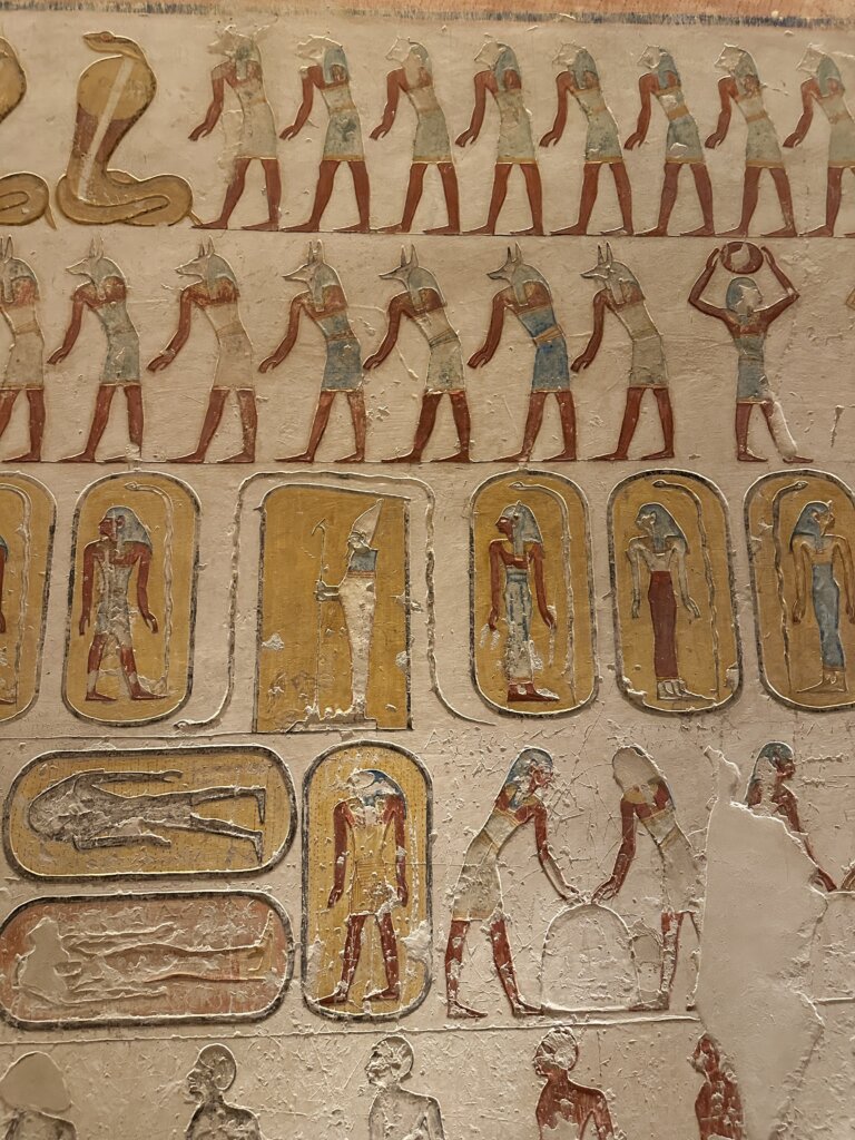 Valley of the Kings 1 - lifewithbugo.com