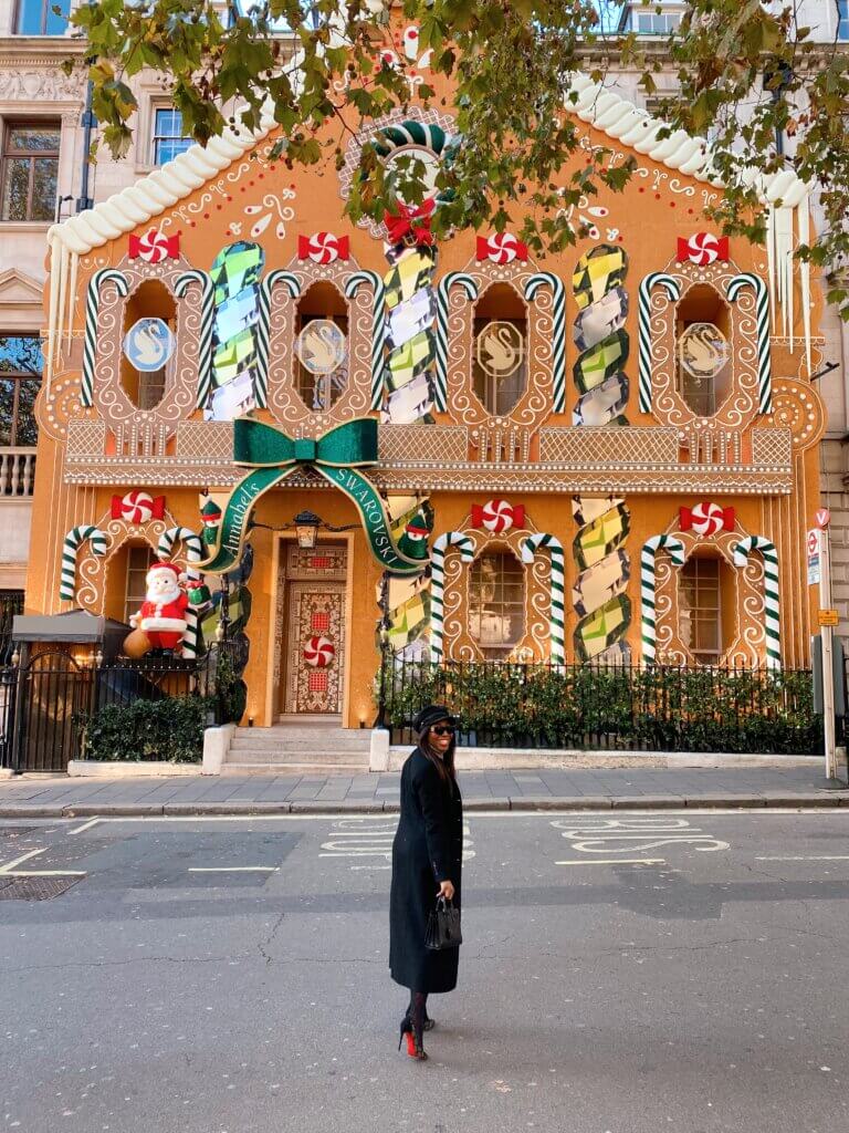 The most beautiful Christmas decorations in London 2 - Annabel's - lifewithbugo.com