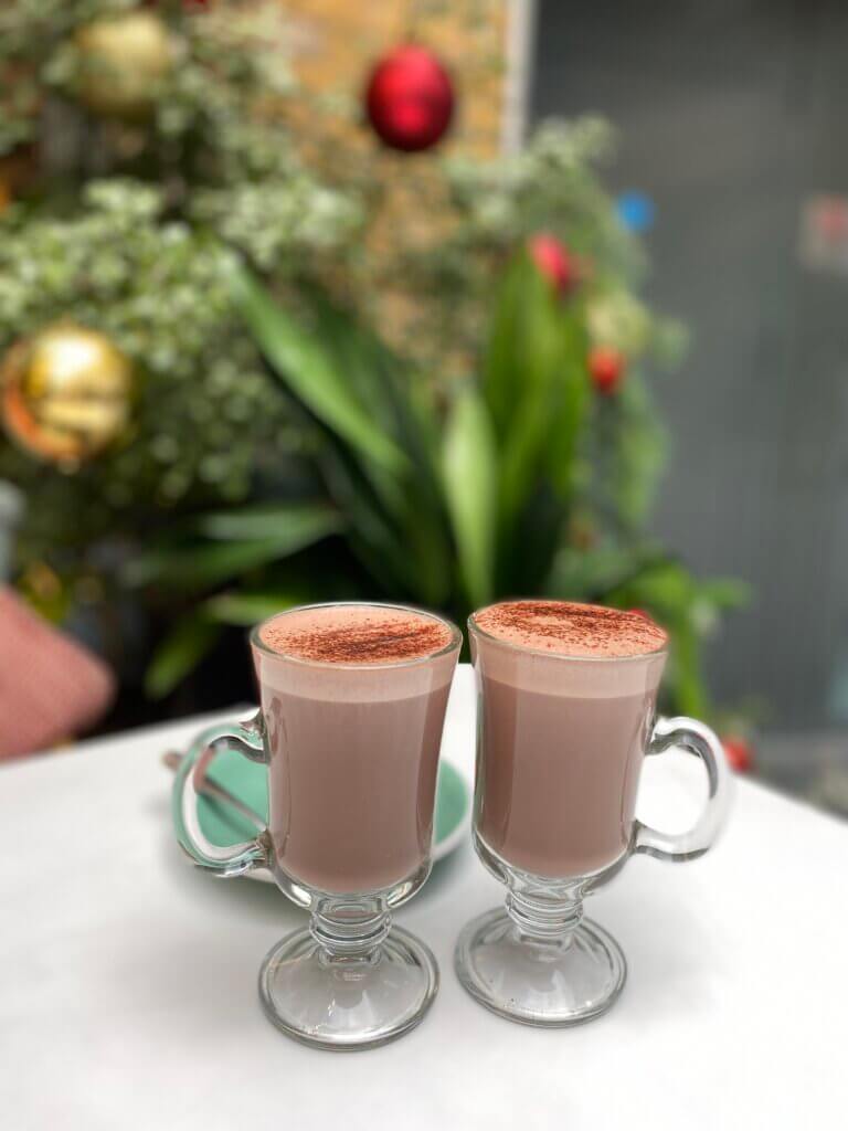 The most beautiful Christmas decorations in London - Bill's 1