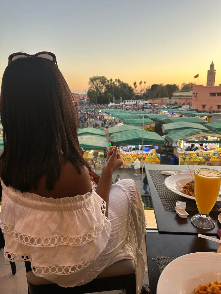Jemaa el-Fnaa Square at sunset 2 - lifewithbugo.com